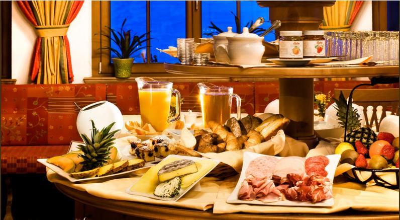 Hotel Garni Castel B&B Ischgl Bagian luar foto