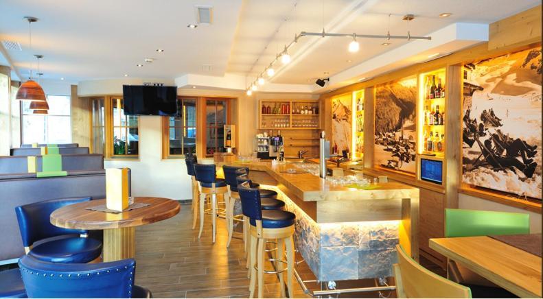 Hotel Garni Castel B&B Ischgl Bagian luar foto